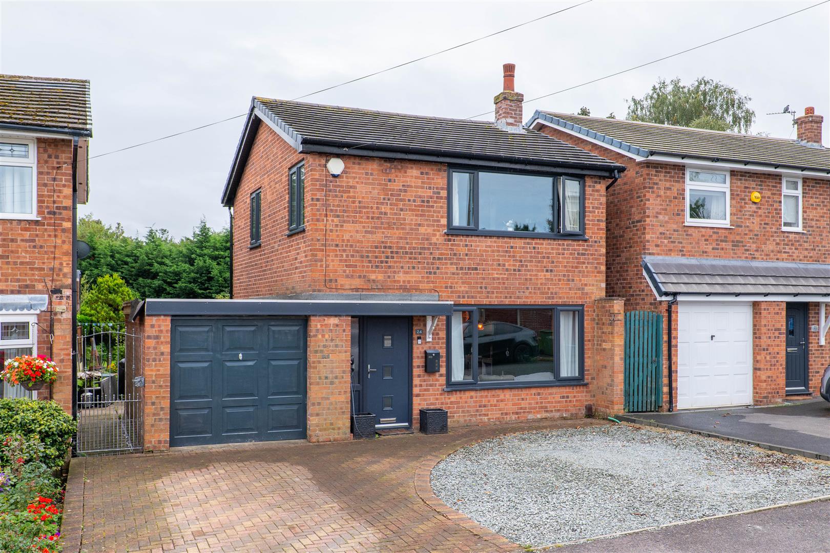 3 bed property in The Grove, Chorley